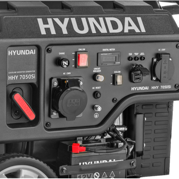 Бензиновый инверторный генератор Hyundai HHY 7050Si переносной фото
